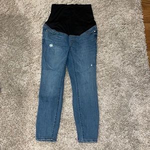 Loft distressed maternity jeans in 4 petite
